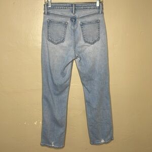 JUST BLACK Women's Jeans Light Wash Distressed 5 Pocket Comfortable Style 28